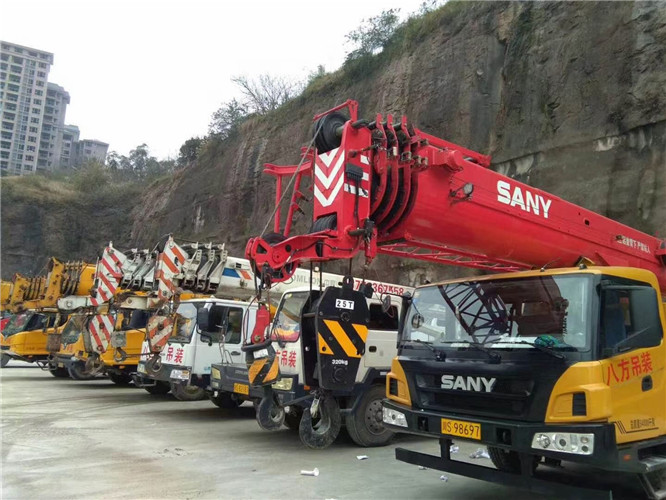 上饶市吊车出租按什么计费？台班费、单次费、里程费怎么算？